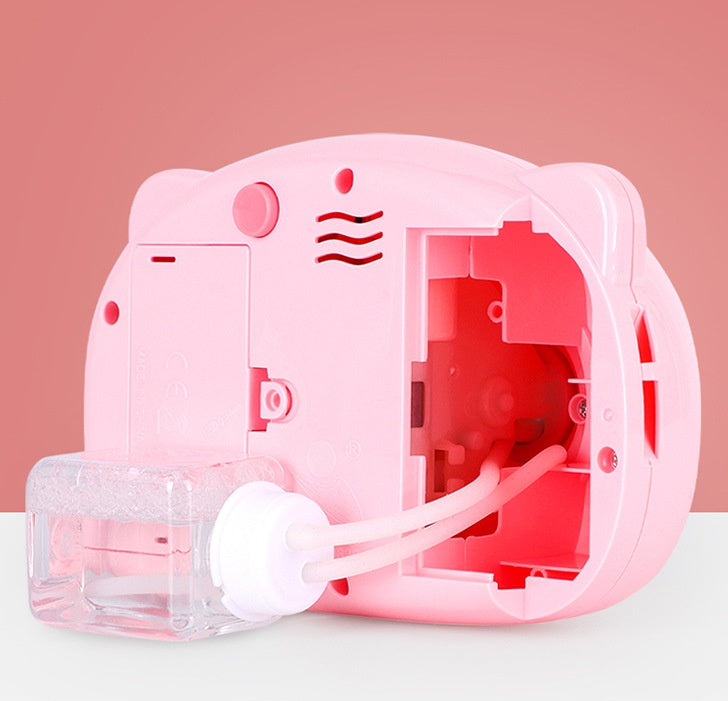 Piggy Bubble Machine