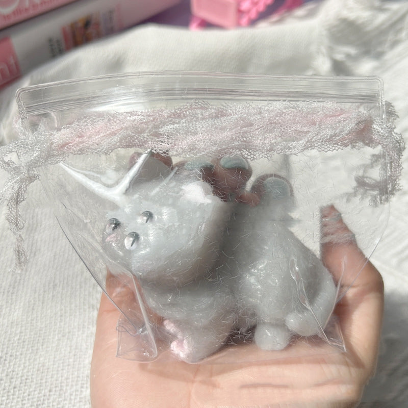 Three-dimensional Cute Pet Cute Cat Squeezing Toy Simulation Stress Relief Toy