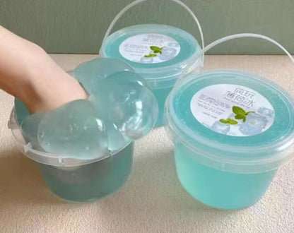 Super Large Bucket Of Fake Water Thick Non-stick Crystal Mud